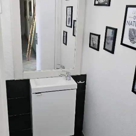 Semesterbostad Large House With Garden In Marie De Re Sainte-Marie-de-Ré