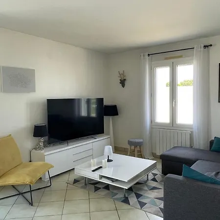 Large House With Garden In Marie De Re Feriehus *