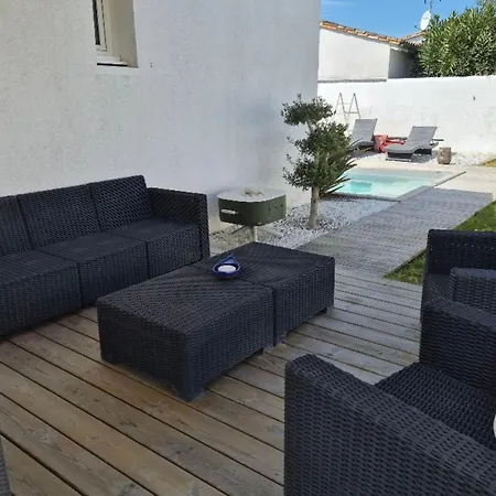 Large House With Garden In Marie De Re Feriehus *