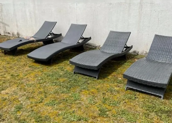 Nyaraló Large House With Garden In Marie De Re *